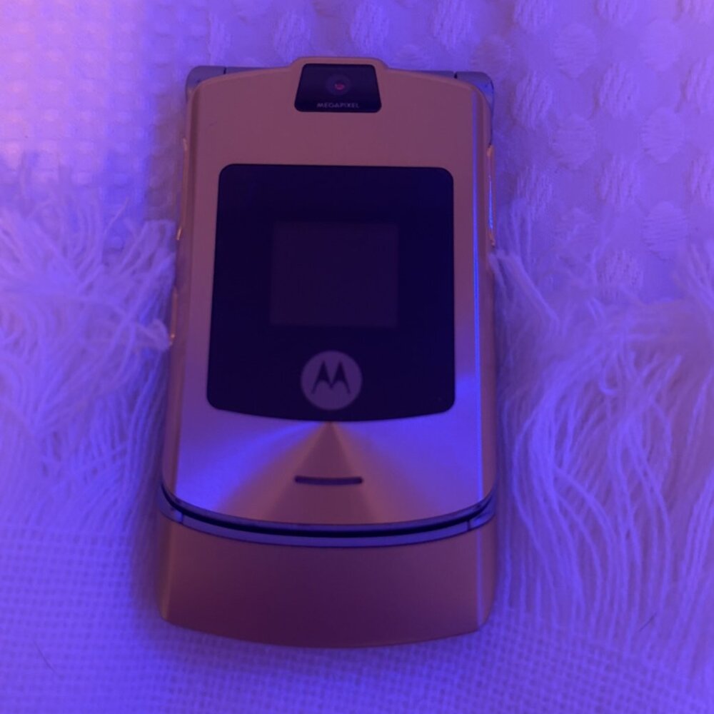 Limited Edition Gold Dolce & Gabbana Motorola Razr V3i - Good Used Condition